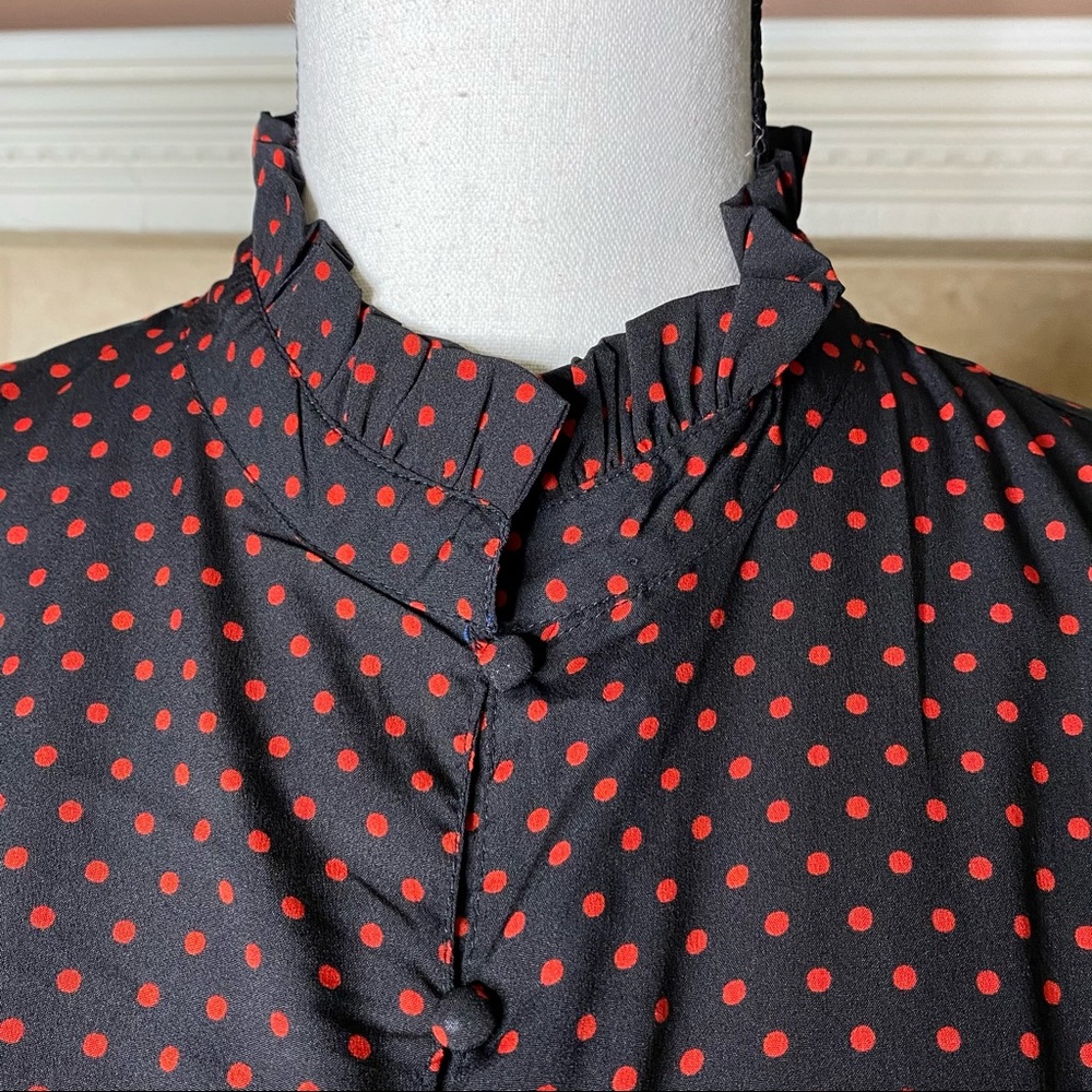 Attitude Unknown HighNeck Ruffle Cold Shou… - Picture 8 of 15